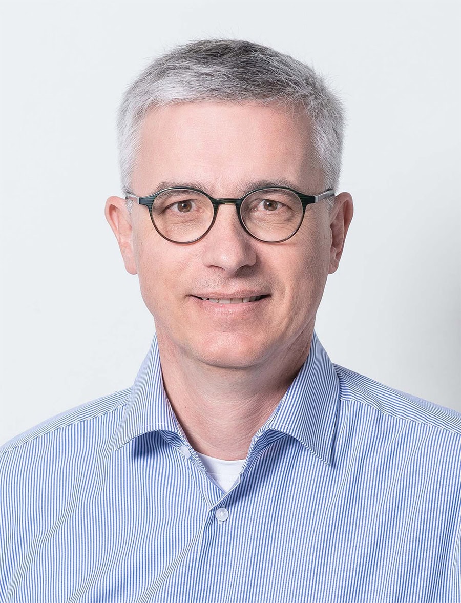 bernhard wuersten portrait hoch